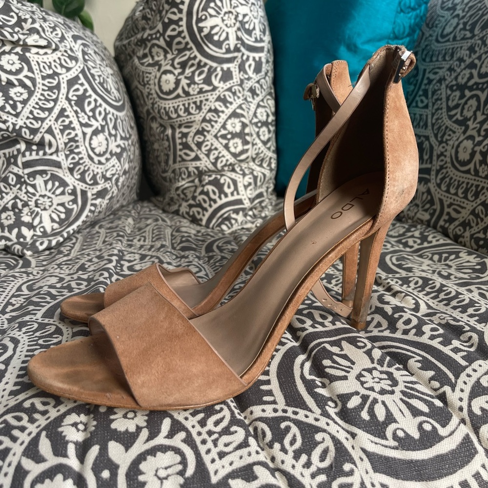 Tan Aldo Heels! 👡